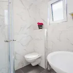 Eco House Peroj * Mednjan