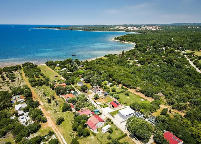 Eco House Peroj * Mednjan